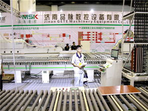 想开一个家具厂做定制家具 橱柜 衣柜 榻榻米 需要哪些设备